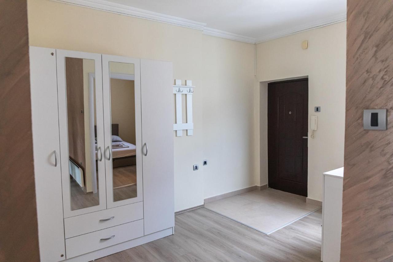 Dixy Apartman Belgrad Exteriör bild