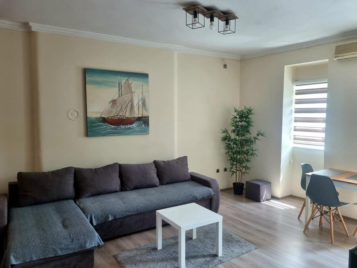Dixy Apartman Belgrad Exteriör bild